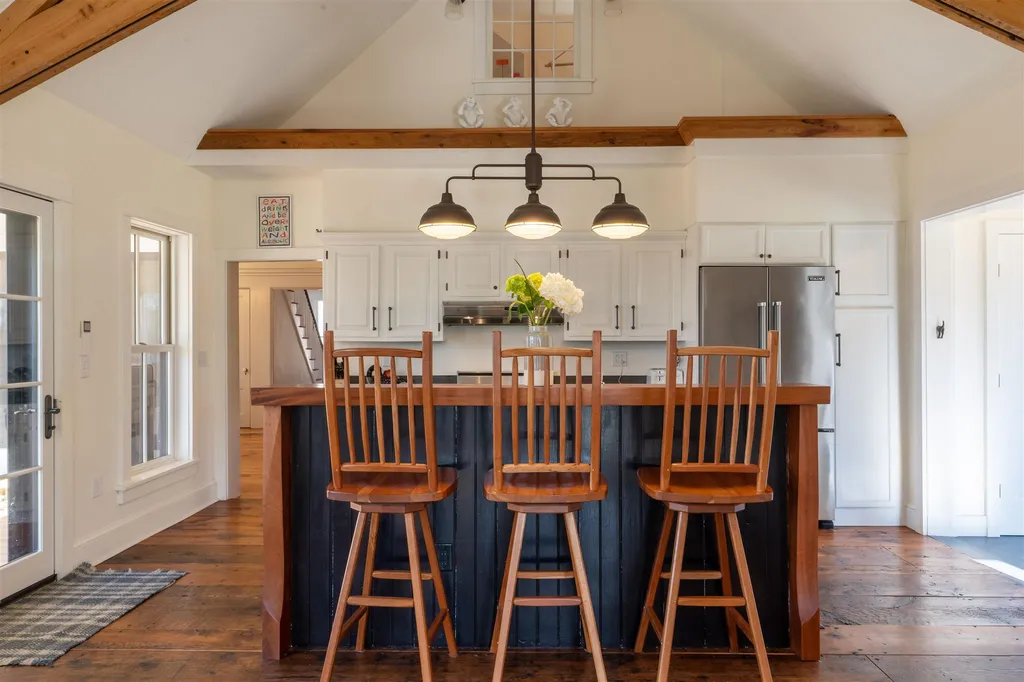 82 Schoolhouse Road Salisbury VT 05769
