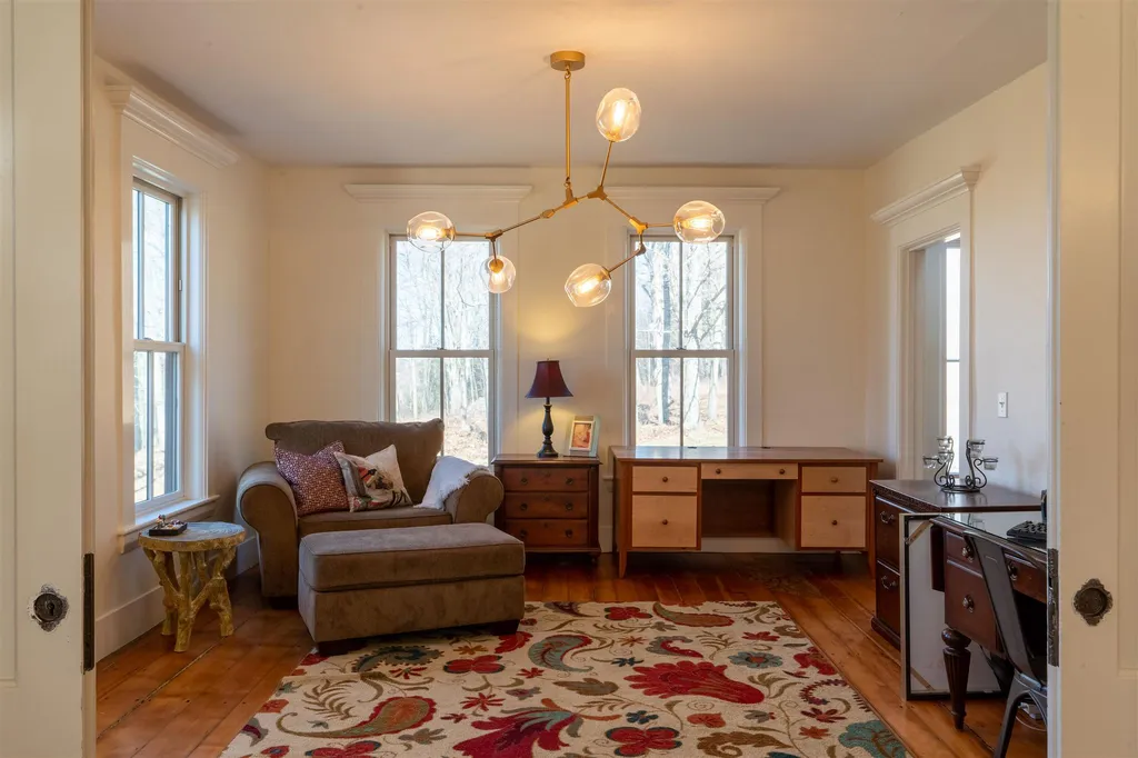 82 Schoolhouse Road Salisbury VT 05769