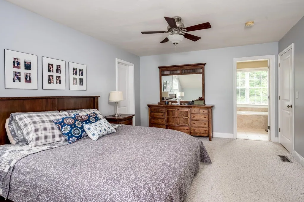 18 Elder Osborne Drive Lee NH 03861