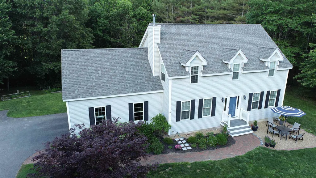 18 Elder Osborne Drive Lee NH 03861