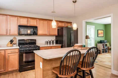 18 Elder Osborne Drive Lee NH 03861
