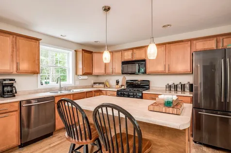 18 Elder Osborne Drive Lee NH 03861