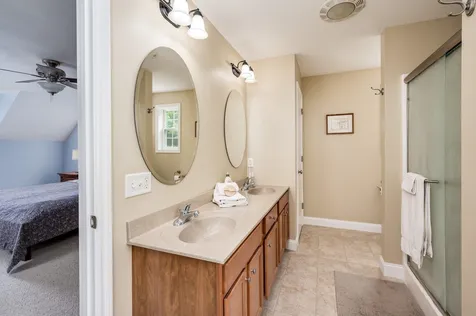 18 Elder Osborne Drive Lee NH 03861