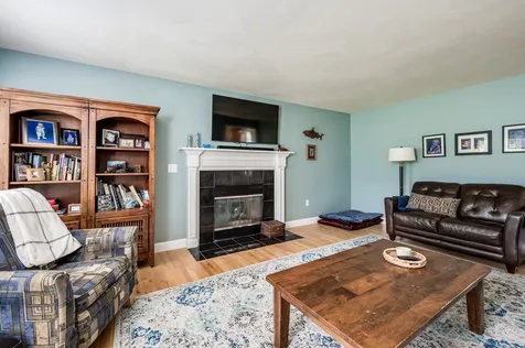 18 Elder Osborne Drive Lee NH 03861