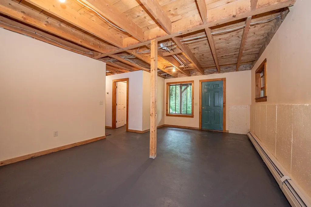 873 Washburn Road Alexandria NH 03222