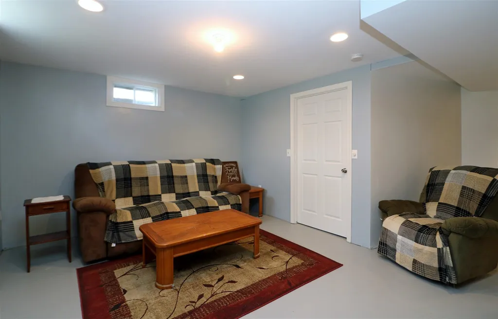 589 Hill Road Dummer NH 03588