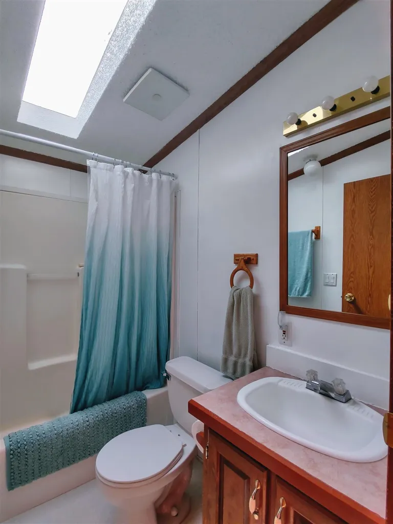 8 Beach Rose Lane North Hampton NH 03862