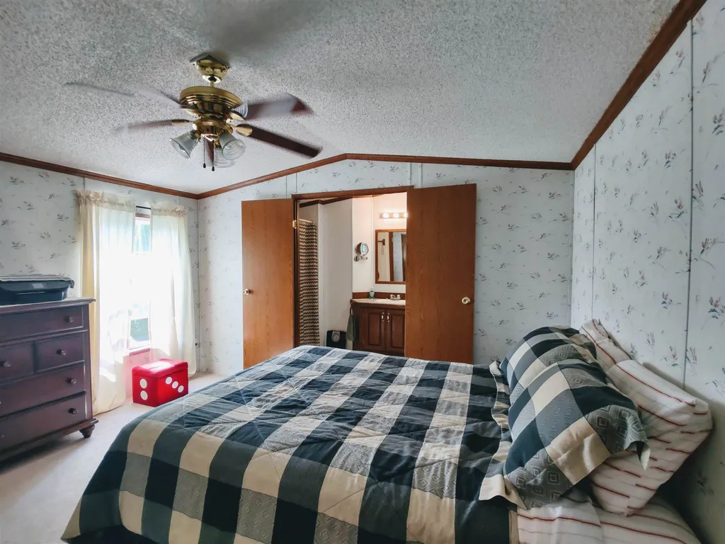 8 Beach Rose Lane North Hampton NH 03862