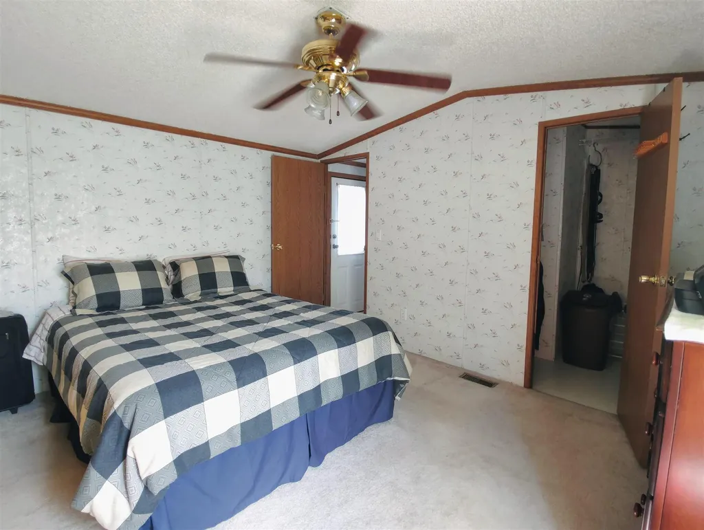 8 Beach Rose Lane North Hampton NH 03862