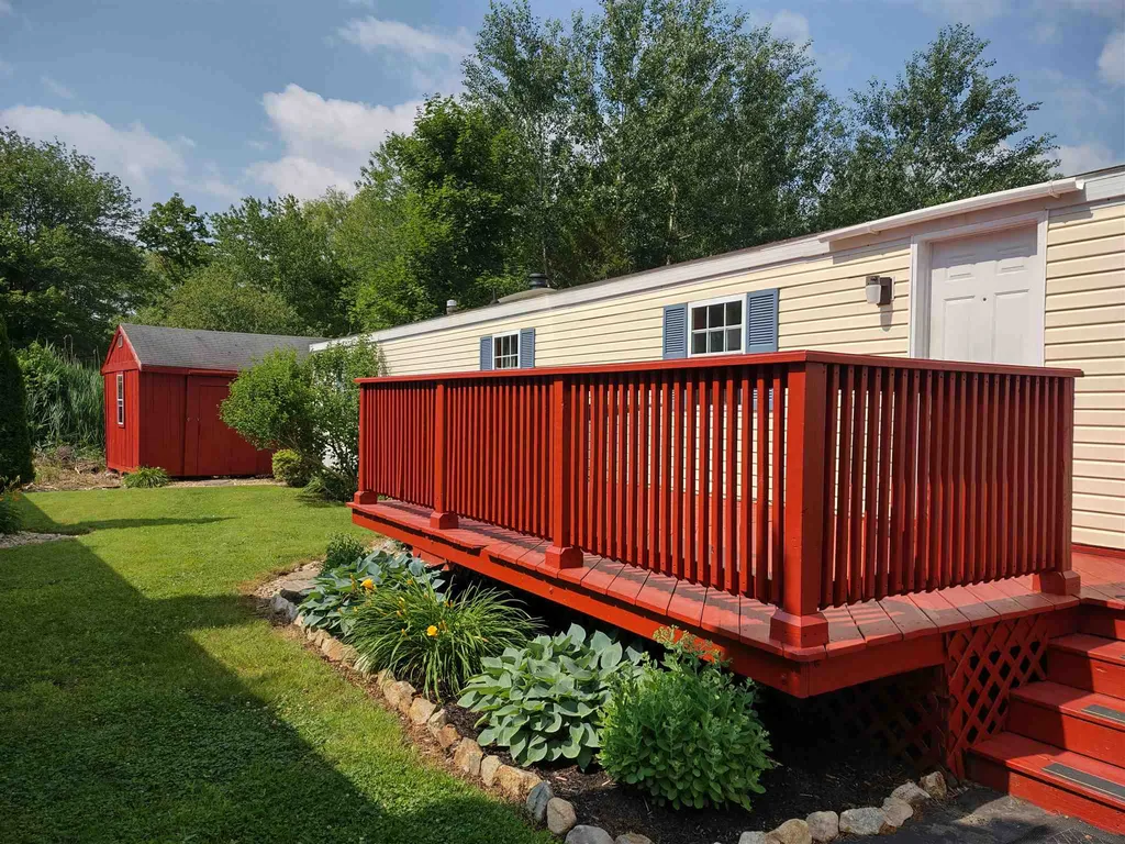 8 Beach Rose Lane North Hampton NH 03862