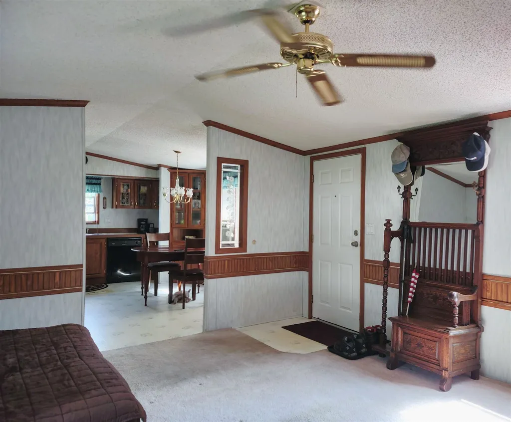 8 Beach Rose Lane North Hampton NH 03862