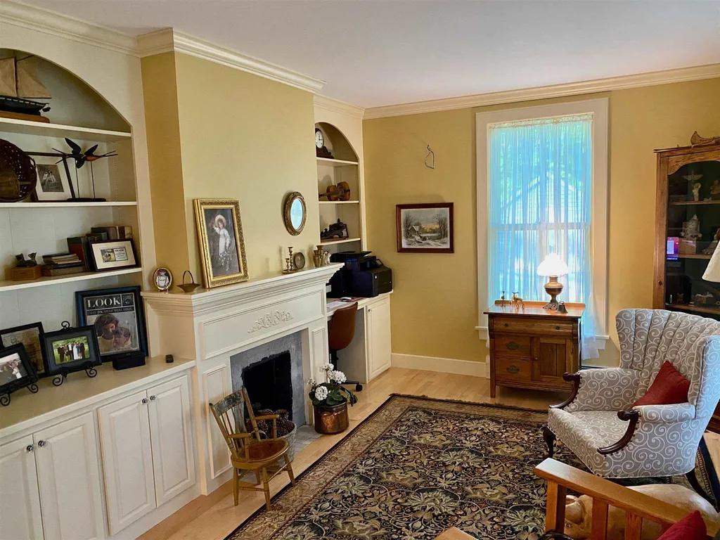 164 Center Street Wolfeboro NH 03894