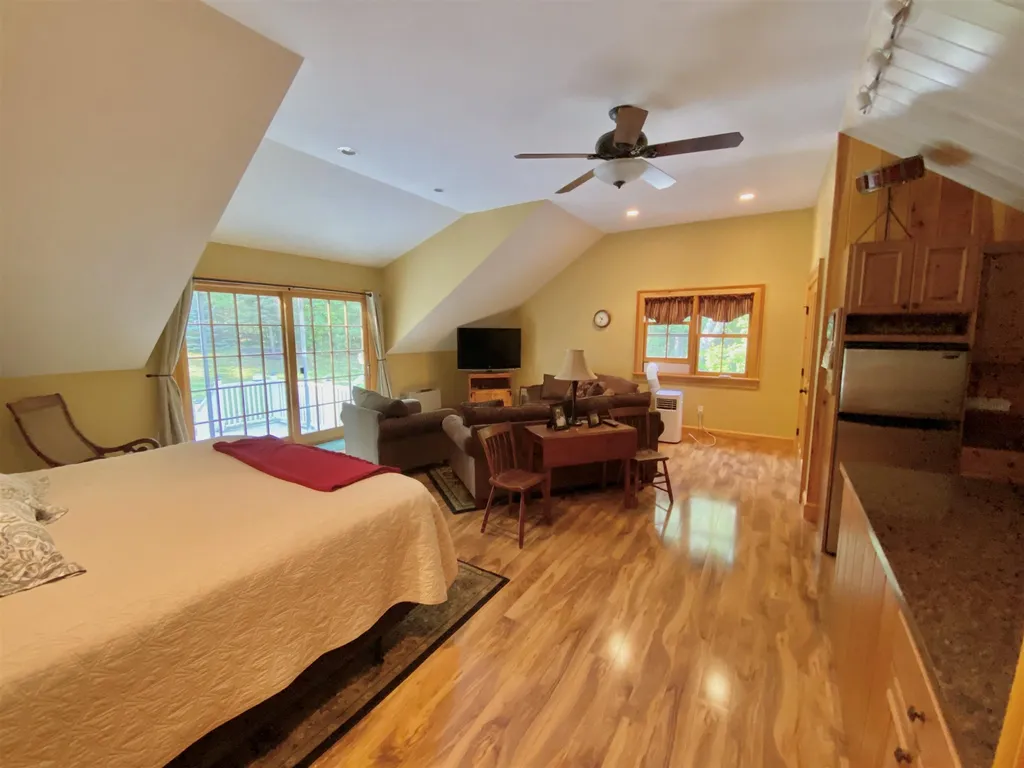 164 Center Street Wolfeboro NH 03894
