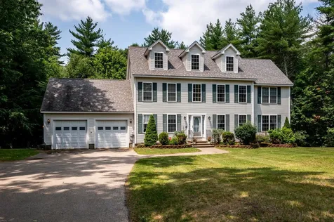 35 Godfrey Lane Fremont NH 03044