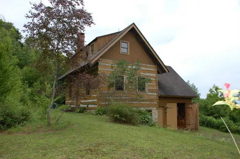 208 Dow Road Washington VT 05675