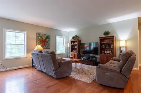 105 Falcon Ridge Road Milford NH 03055
