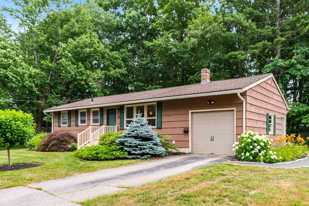 25 Oak Hill Drive Dover NH 03820