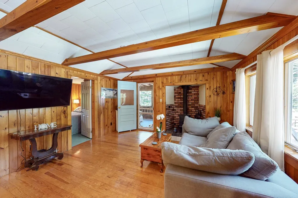 407 Birch Hill Road New Durham NH 03855