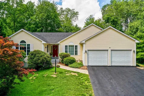 7 Jennifer Drive Concord NH 03301