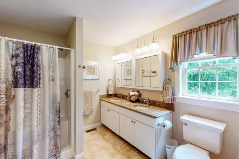 7 Jennifer Drive Concord NH 03301
