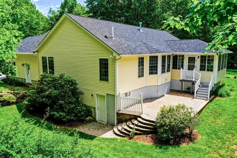 7 Jennifer Drive Concord NH 03301
