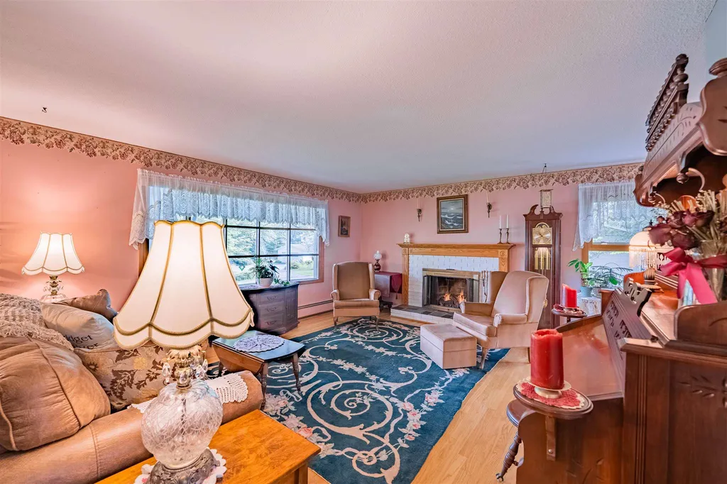 334 Windemere Way Colchester VT 05446