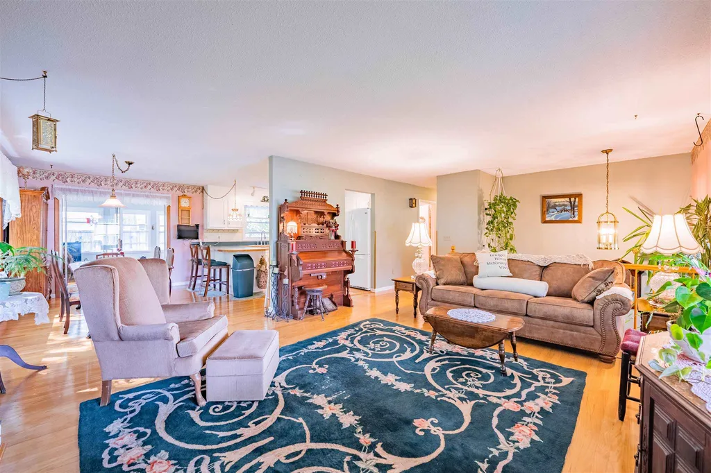 334 Windemere Way Colchester VT 05446