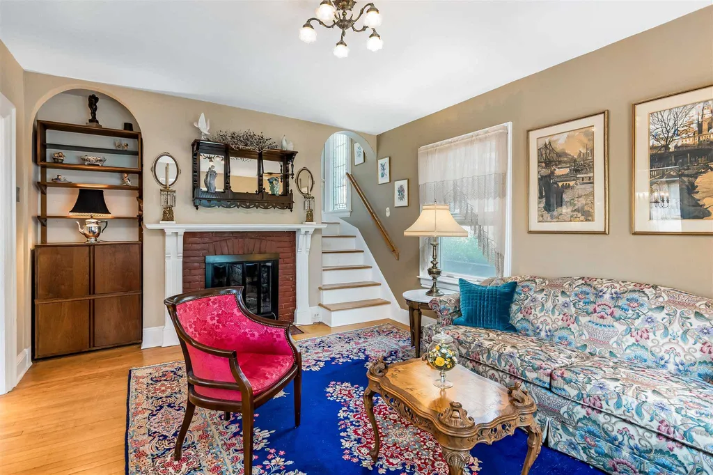 18 Beech Street Burlington VT 05401