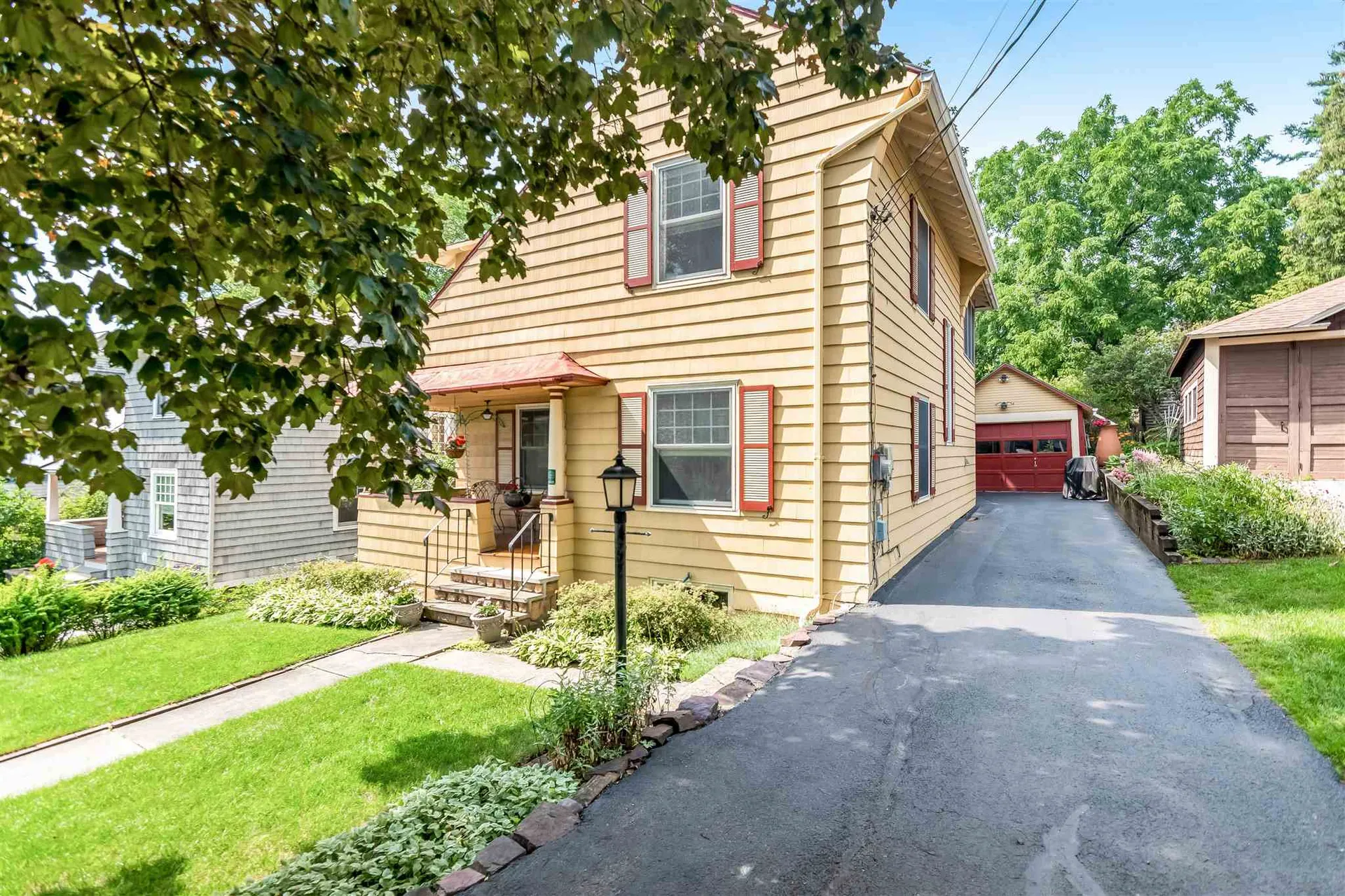 18 Beech Street Burlington VT 05401