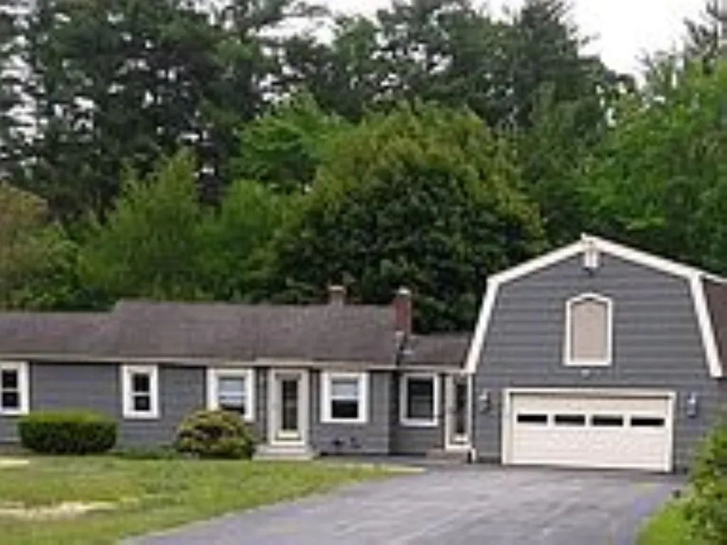 338 Goffstown Back Road Goffstown NH 03045
