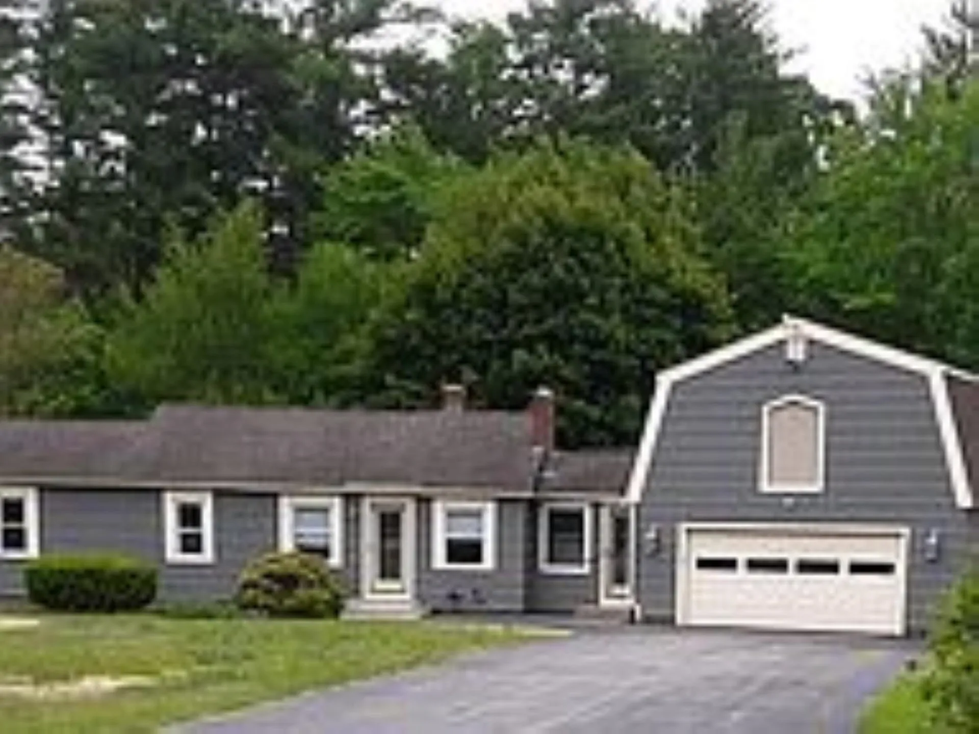 338 Goffstown Back Road Goffstown NH 03045
