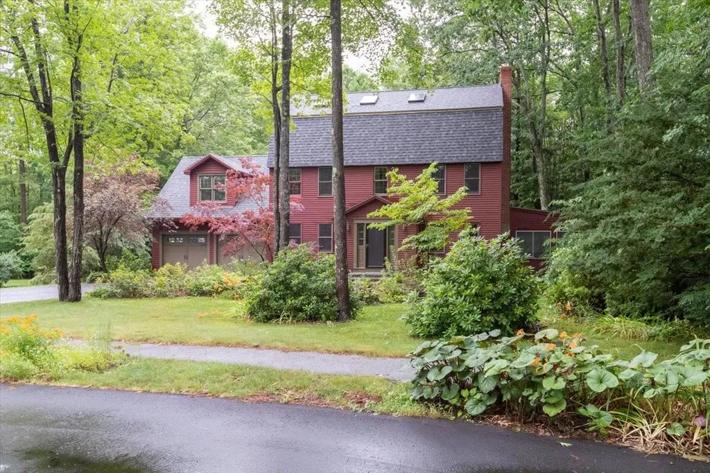 16 River Bend Circle Exeter NH 03833
