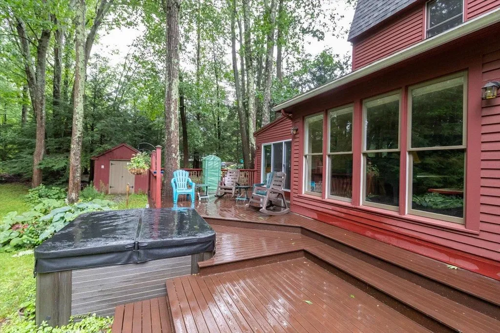 16 River Bend Circle Exeter NH 03833