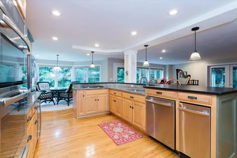 16 River Bend Circle Exeter NH 03833