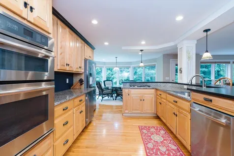 16 River Bend Circle Exeter NH 03833