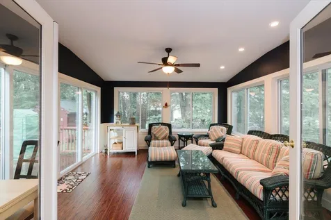 16 River Bend Circle Exeter NH 03833