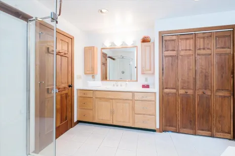 16 River Bend Circle Exeter NH 03833