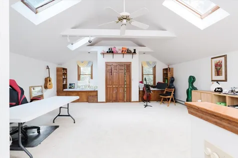 16 River Bend Circle Exeter NH 03833