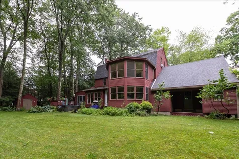 16 River Bend Circle Exeter NH 03833