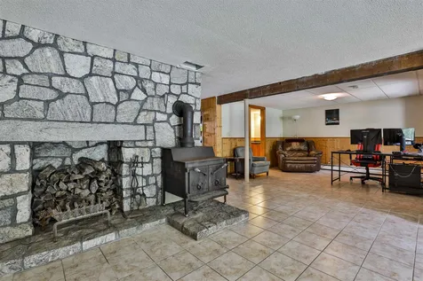 20 Curtis Farm Road Wilton NH 03086