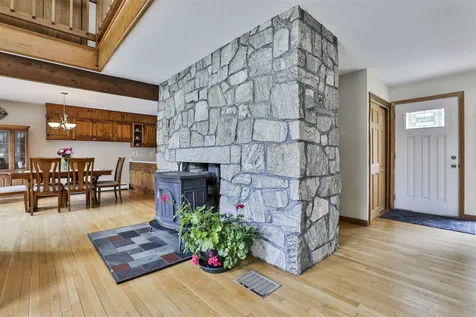 20 Curtis Farm Road Wilton NH 03086