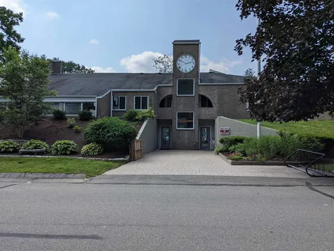 5 Fieldstone Drive Londonderry NH 03053