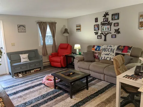 5 Fieldstone Drive Londonderry NH 03053
