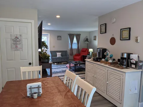 5 Fieldstone Drive Londonderry NH 03053