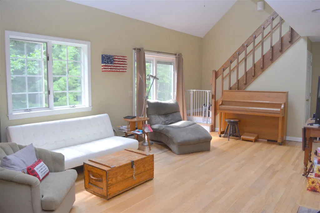 6 Longwood Drive Grantham NH 03753