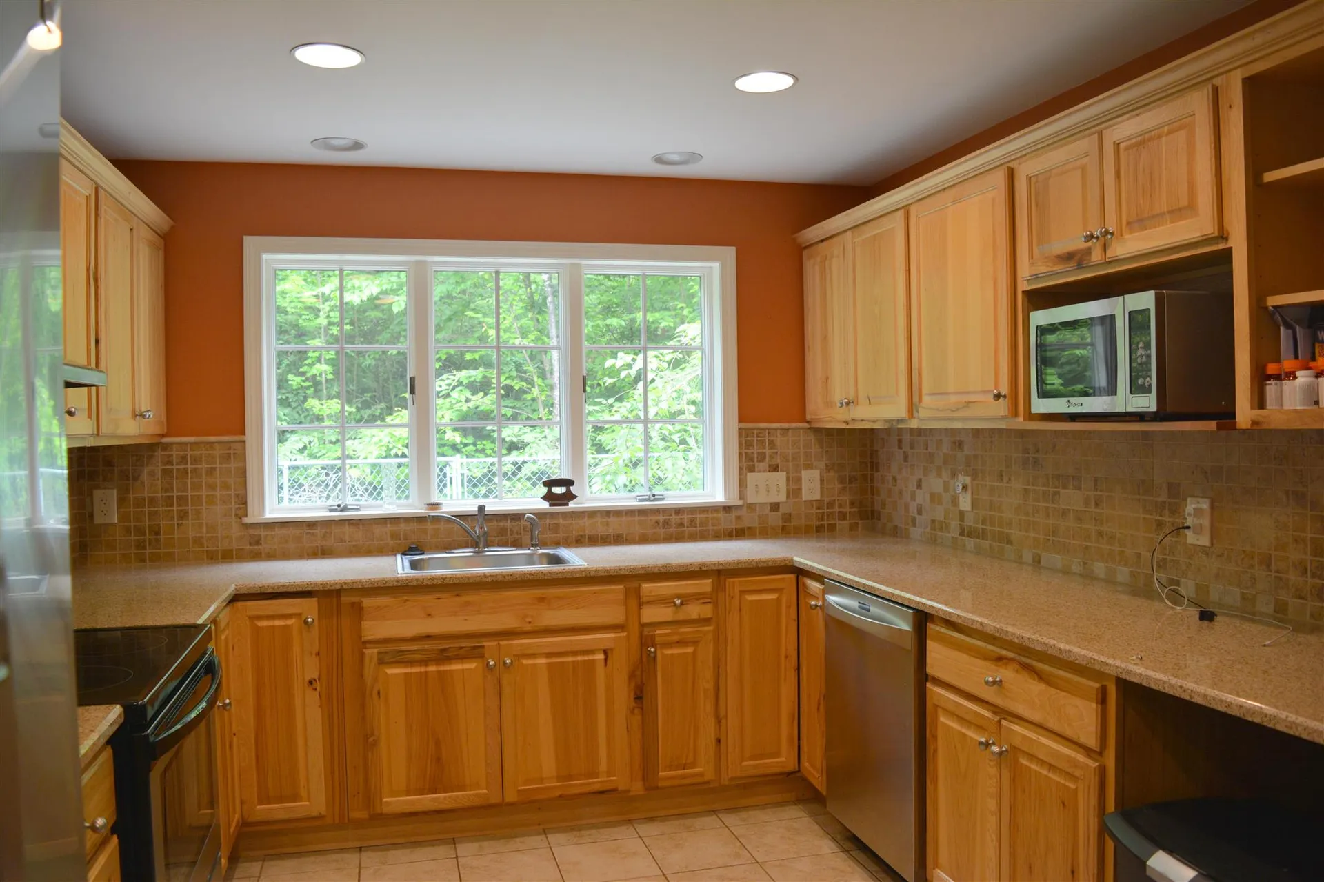 6 Longwood Drive Grantham NH 03753