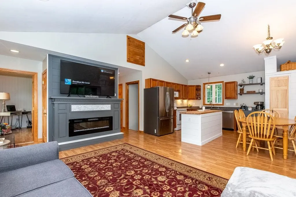 32 Swan Lake Trail Alton NH 03809