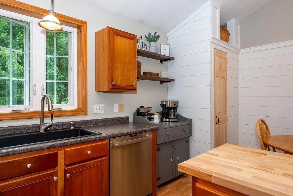 32 Swan Lake Trail Alton NH 03809