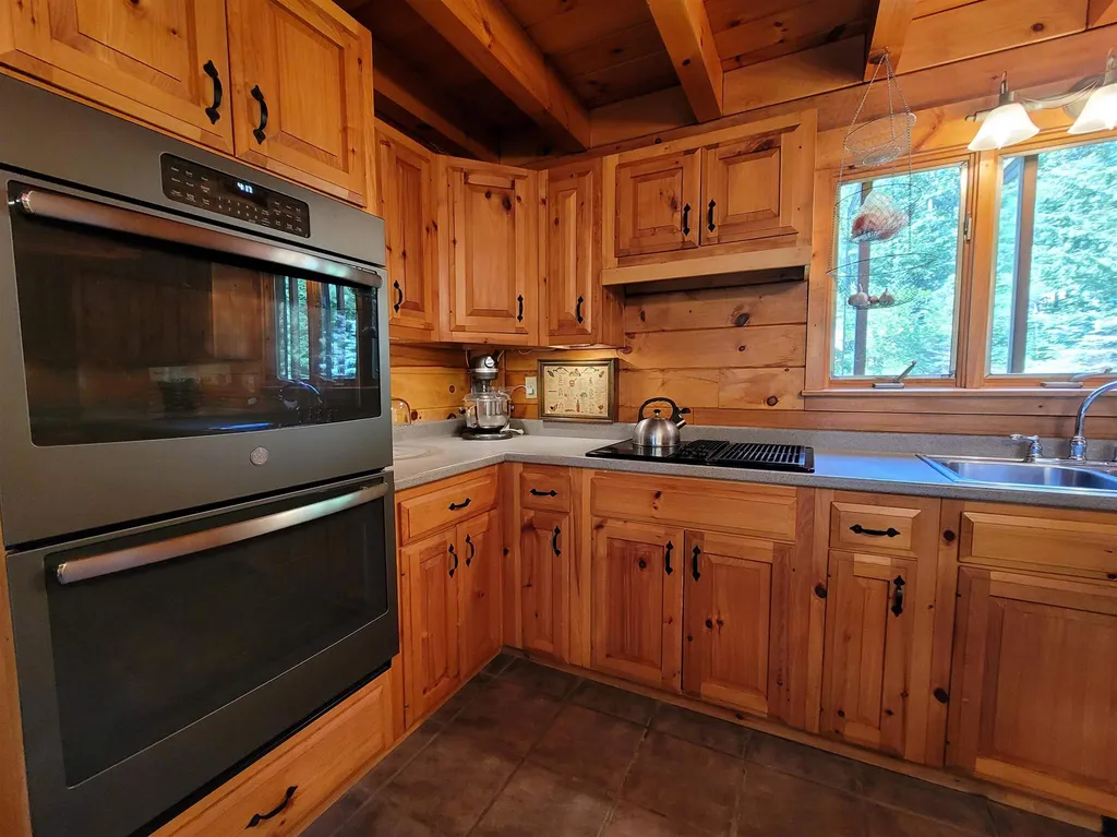 34 Brienne Road New Durham NH 03855