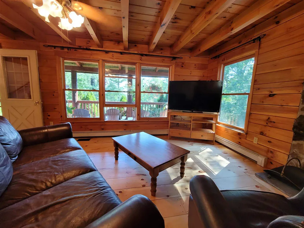 34 Brienne Road New Durham NH 03855